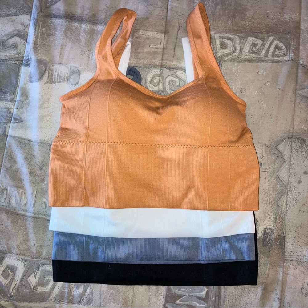 NWT 4-Pack Padded Sports Bras